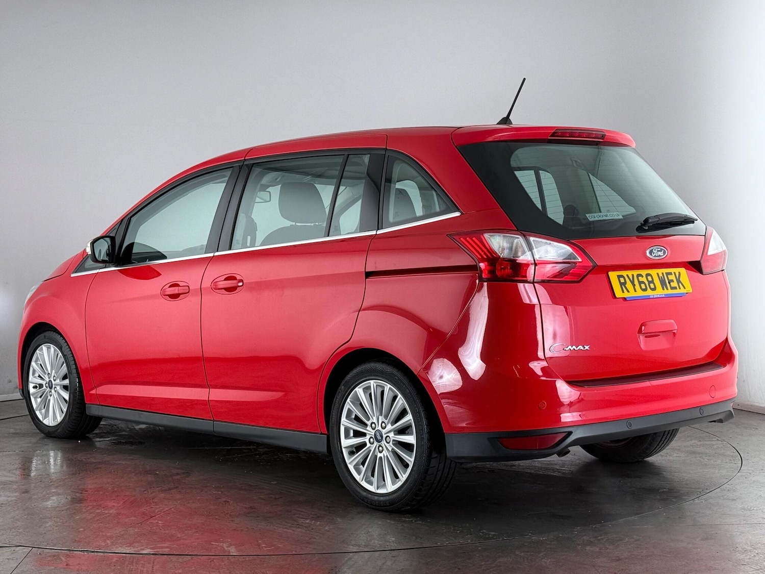 Used Ford Grand C-Max 2019 for sale - 77617564: Photo 4