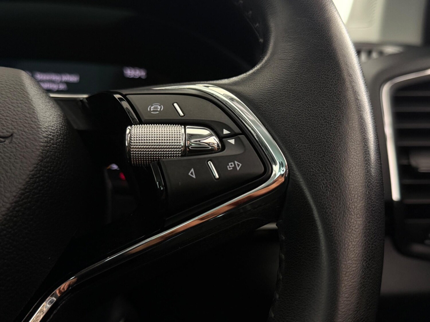 Used Skoda Karoq 2023 for sale - 77754434: Photo 18