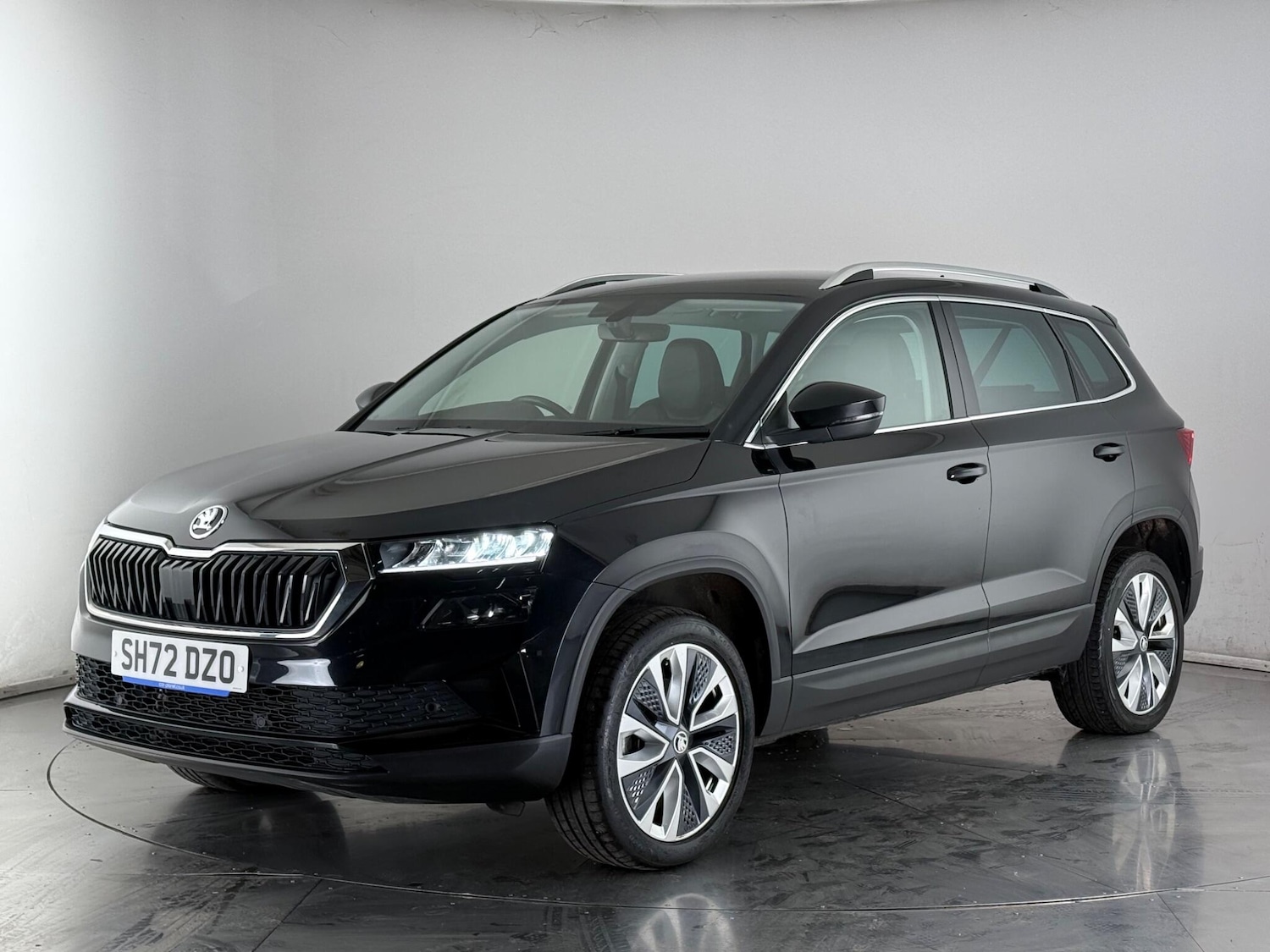 Used Skoda Karoq 2023 for sale - 77754434: Photo 2