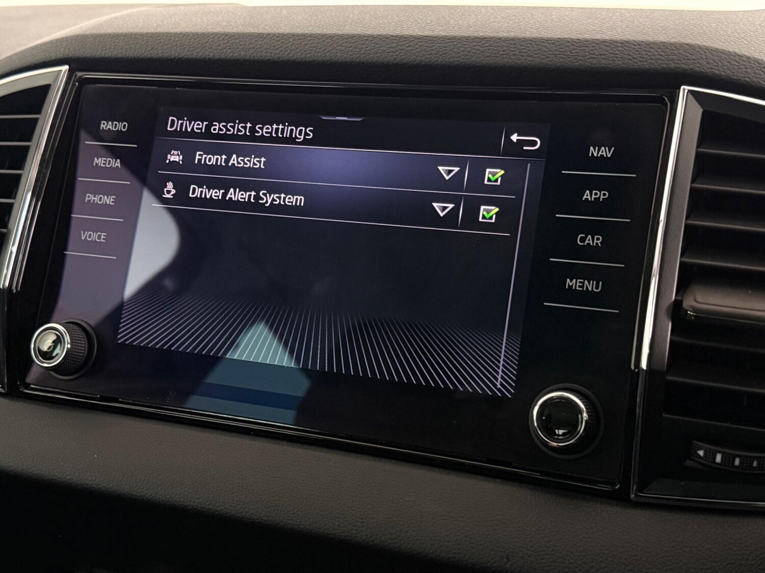 Used Skoda Karoq 2023 for sale - 77754434: Photo 28