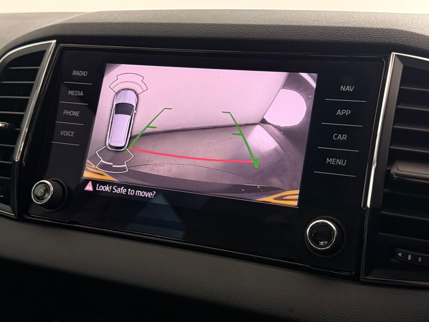 Used Skoda Karoq 2023 for sale - 77754434: Photo 29