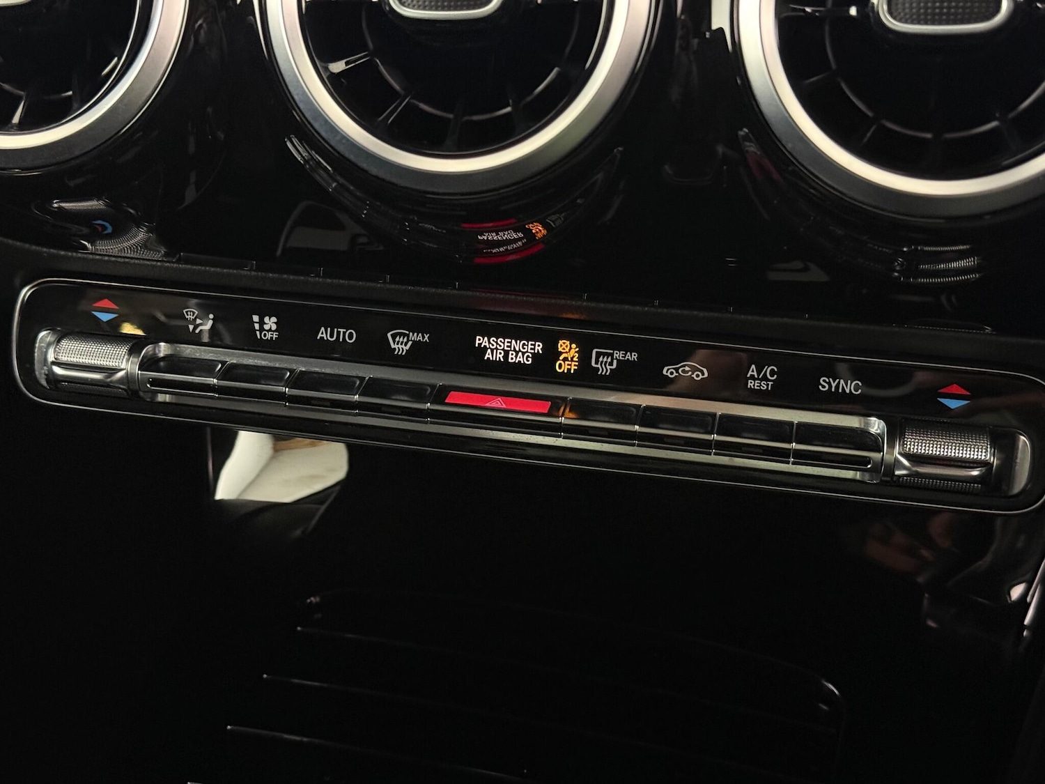 Used Mercedes-Benz A-Class 2018 for sale - 77101720: Photo 42