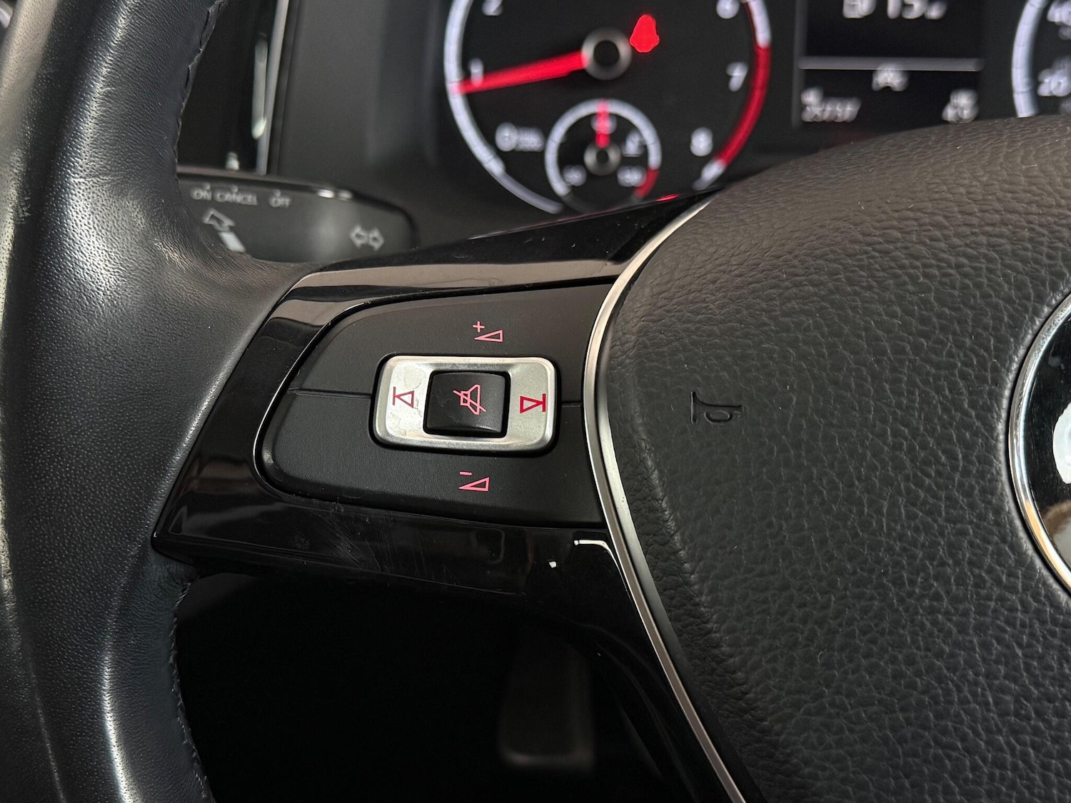 Used Volkswagen Polo 2020 for sale - 77243010: Photo 18