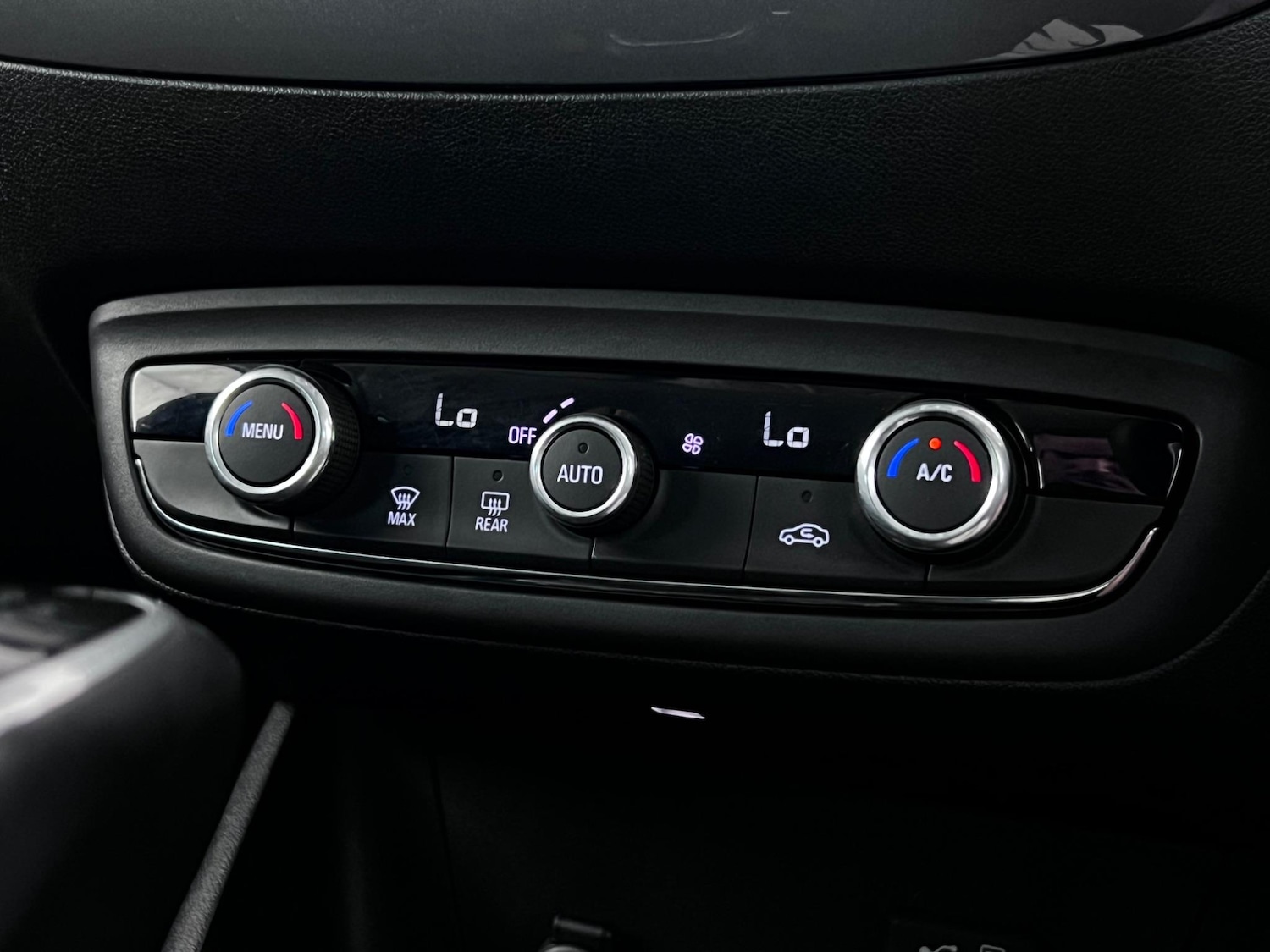 Used Vauxhall Crossland X 2020 for sale - 77182574: Photo 29