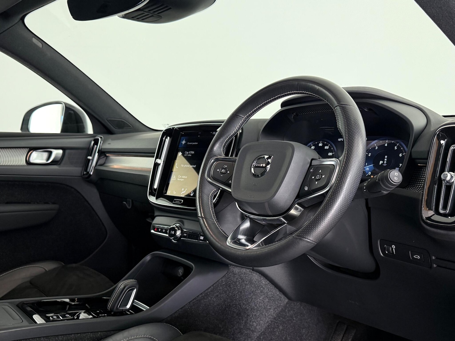 Used Volvo XC40 2021 for sale - 77260032: Photo 16