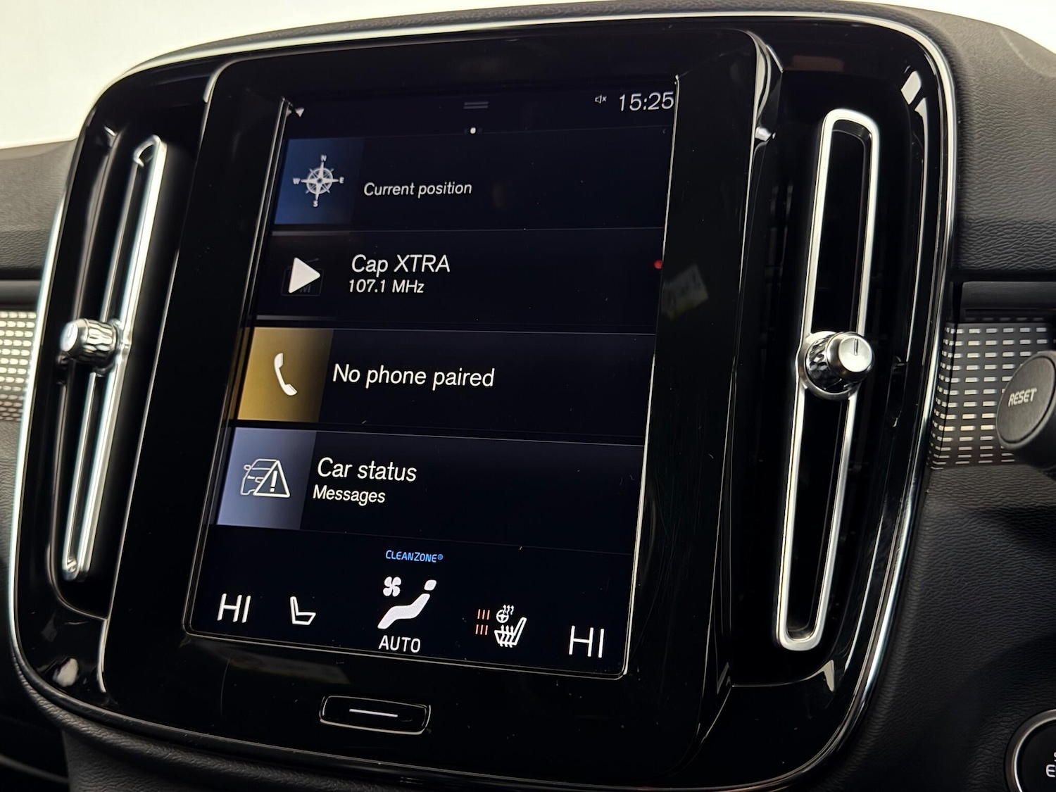 Used Volvo XC40 2021 for sale - 77260032: Photo 21