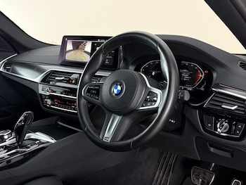 Used BMW 5 Series 2022 for sale - 78662802: Photo