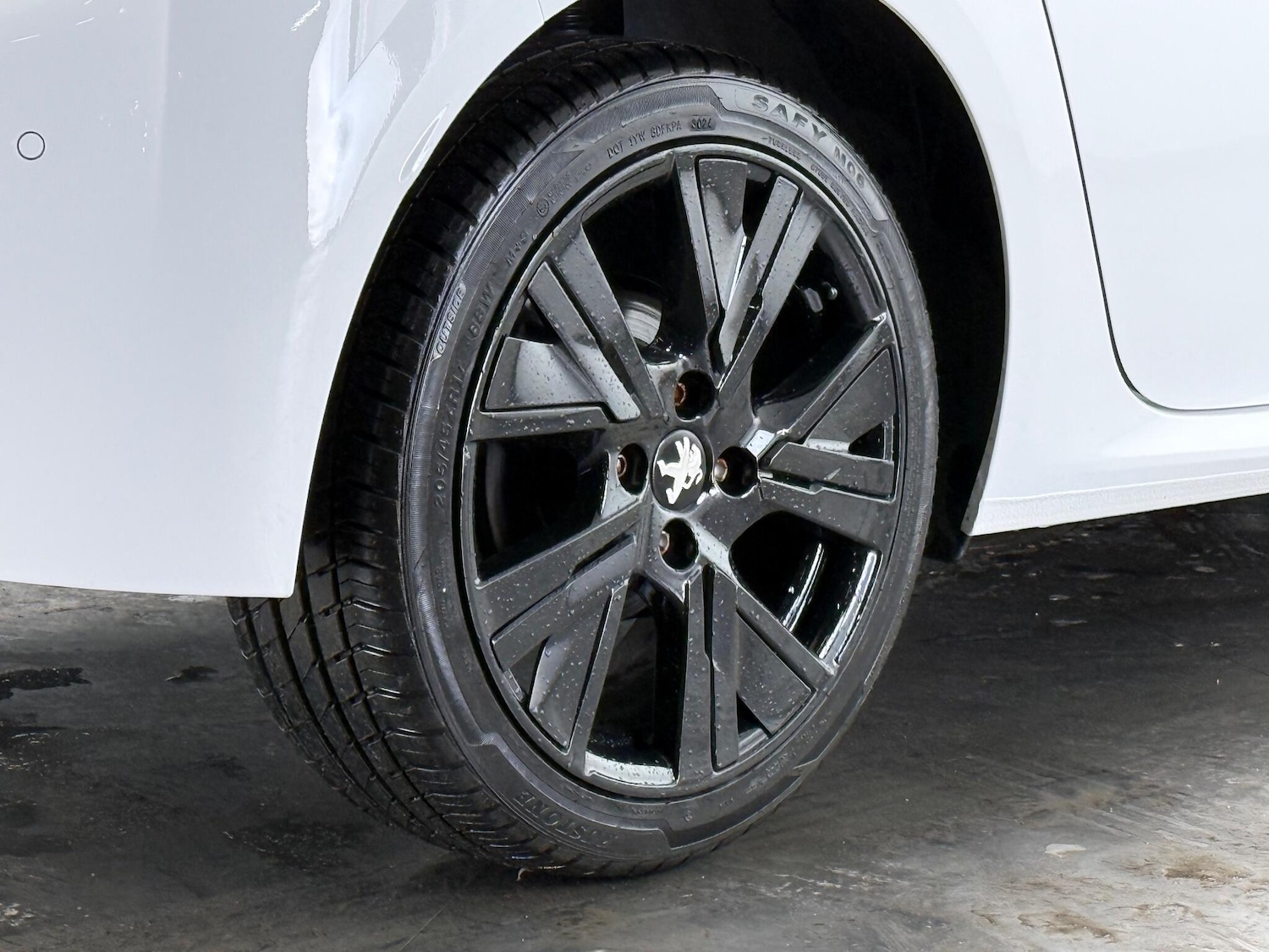 Used Peugeot 208 2020 for sale - 77412418: Photo 8