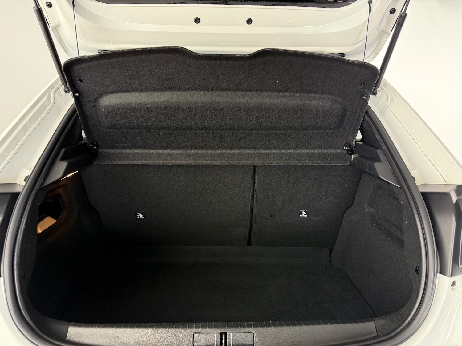 Used Peugeot 208 2020 for sale - 77412418: Photo 9