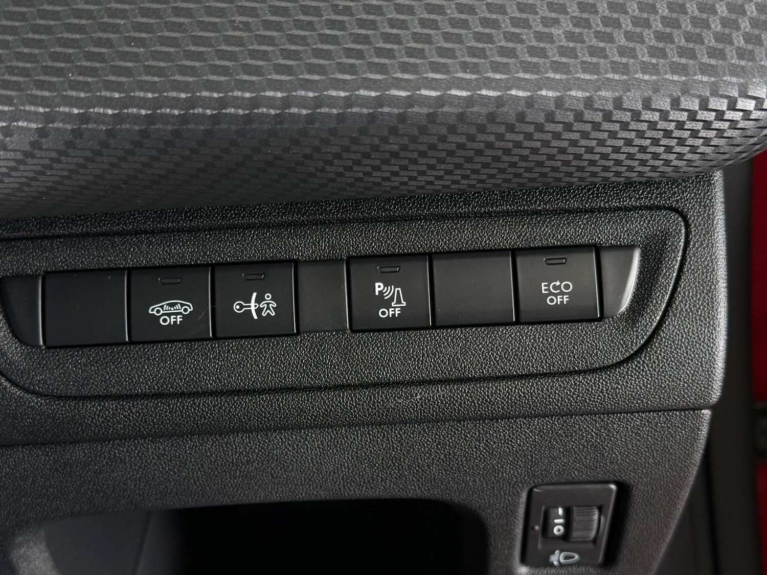 Used Peugeot 2008 2019 for sale - 76467038: Photo 23