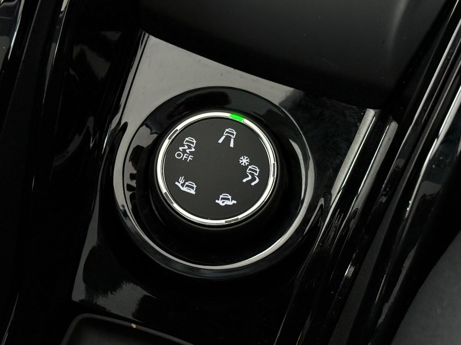 Used Peugeot 2008 2019 for sale - 76467038: Photo 42