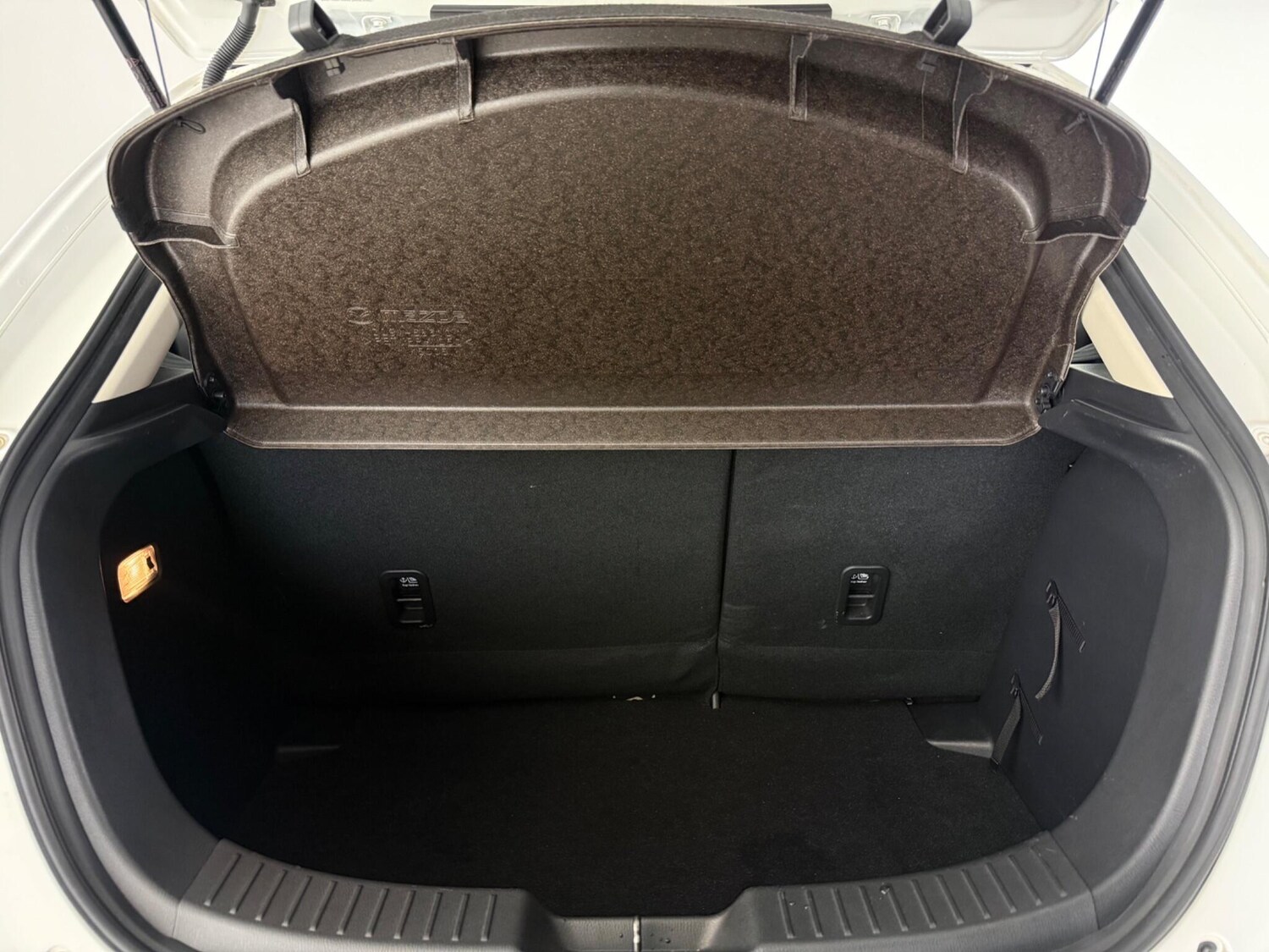 Used Mazda Mazda2 2023 for sale - 77659198: Photo 10