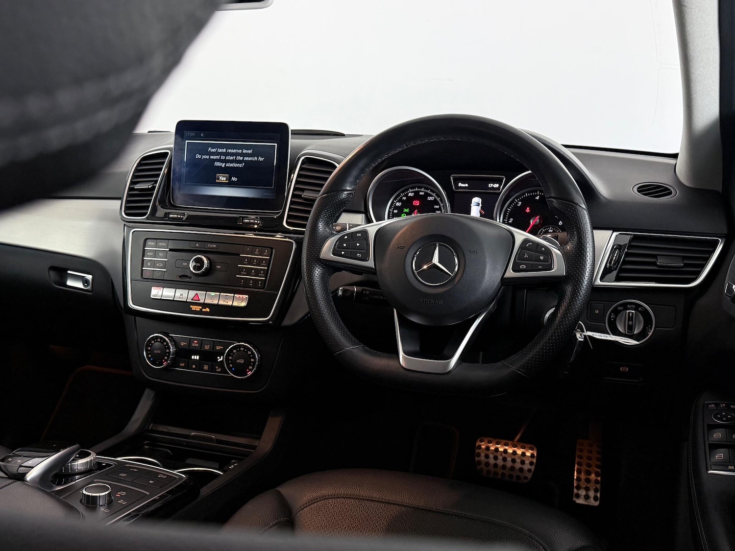 Used Mercedes-Benz GLE 2017 for sale - 77221890: Photo 17