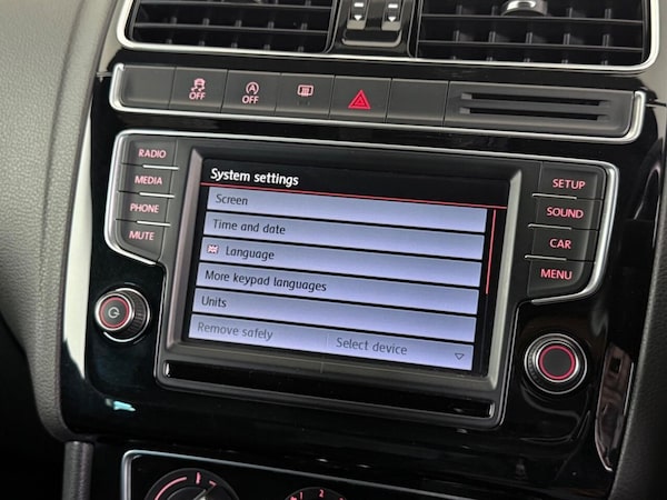 Used Volkswagen Polo 2016 for sale - 76190759: Photo 36