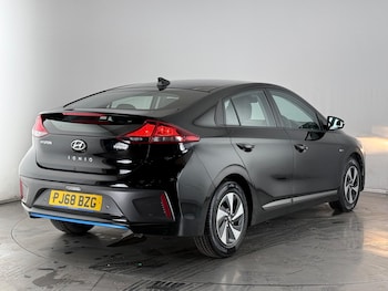 Used Hyundai IONIQ 2018 for sale - 76551105: Photo