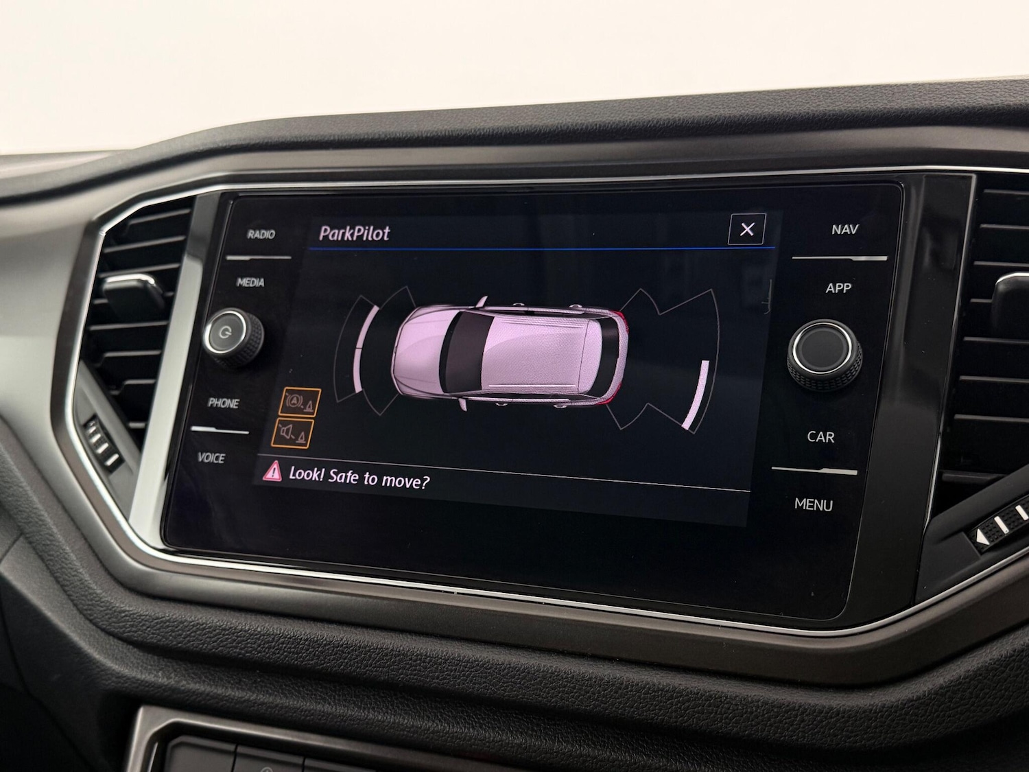 Used Volkswagen T-Roc 2019 for sale - 77246665: Photo 32