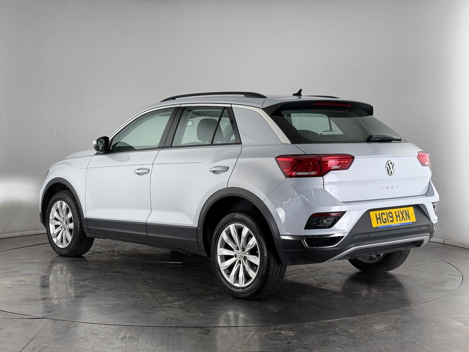 Used Volkswagen T-Roc 2019 for sale - 77246665: Photo 4
