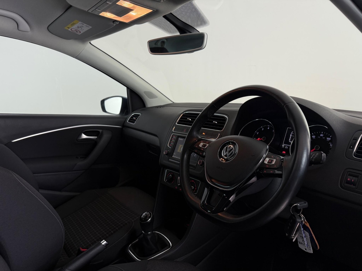 Used Volkswagen Polo 2017 for sale - 77217094: Photo 10