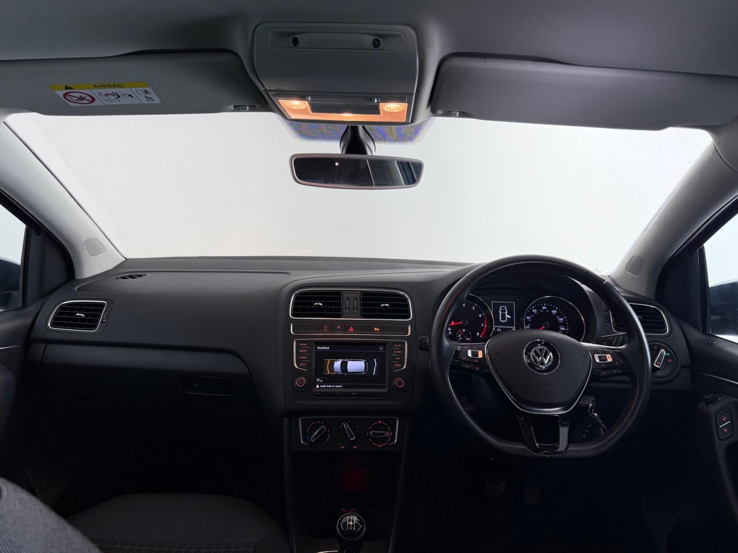 Used Volkswagen Polo 2017 for sale - 77217094: Photo 15