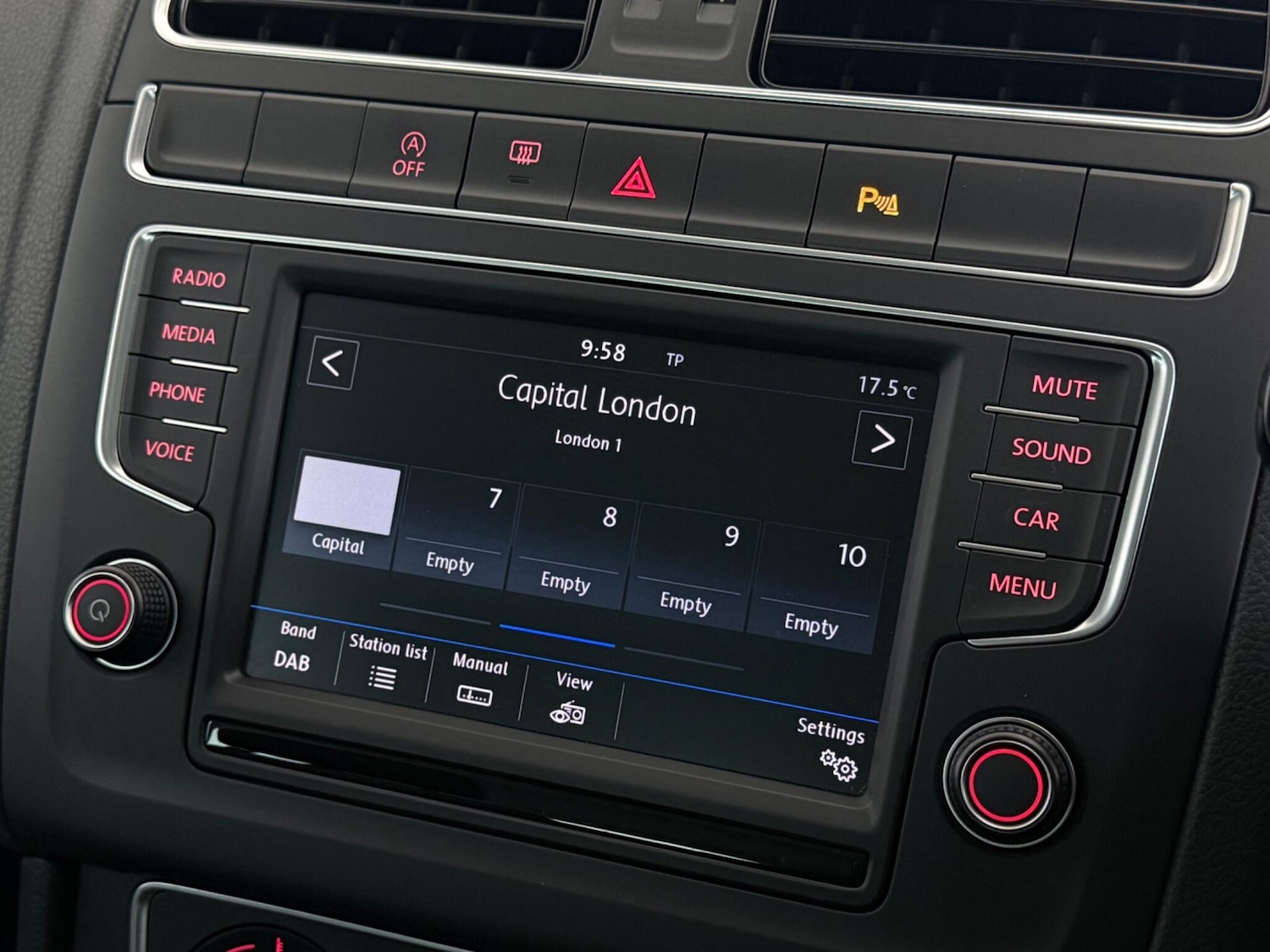 Used Volkswagen Polo 2017 for sale - 77217094: Photo 23