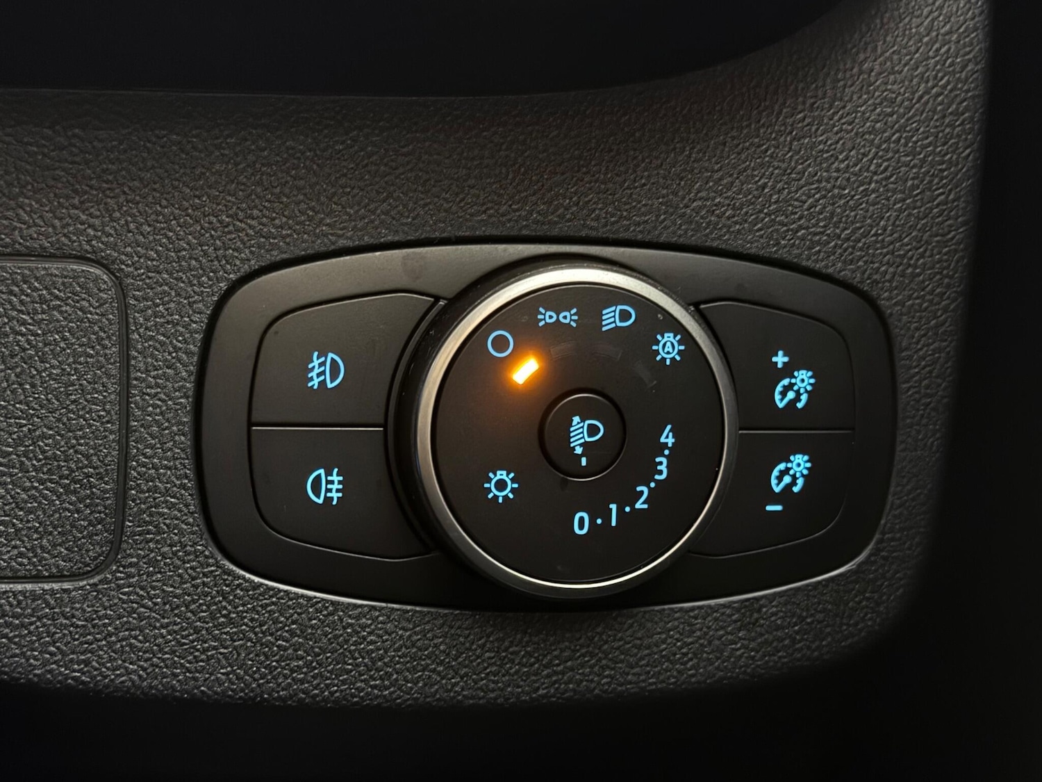 Used Ford Puma 2023 for sale - 77243038: Photo 34