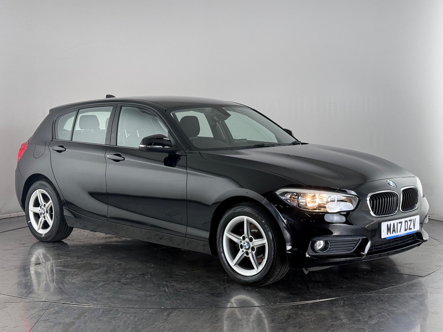 Used BMW 1 Series 2017 for sale - 76513091: Photo 1
