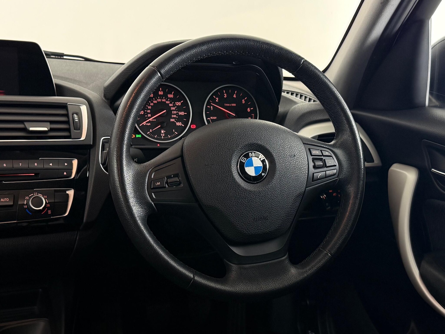 Used BMW 1 Series 2017 for sale - 76513091: Photo 22