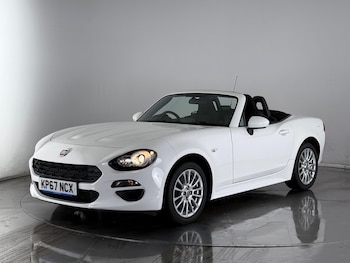 Used Fiat 124 Spider 2017 for sale - 77222308: Photo