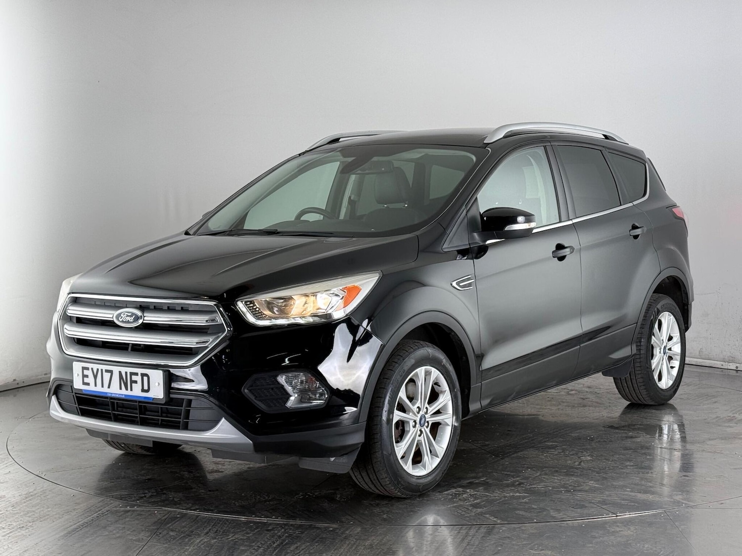 Used Ford Kuga 2017 for sale - 77243406: Photo 2