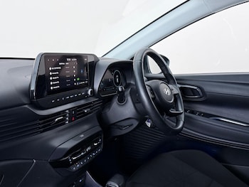 Used Hyundai BAYON 2023 for sale - 78797407: Photo
