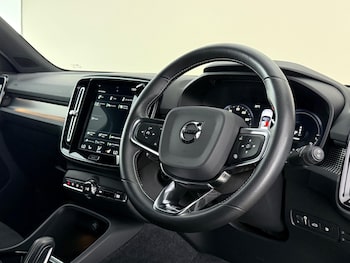 Used Volvo XC40 2020 for sale - 79184580: Photo