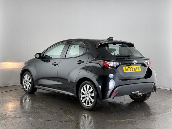 Used Toyota Yaris 2023 for sale - 76086339: Photo 4