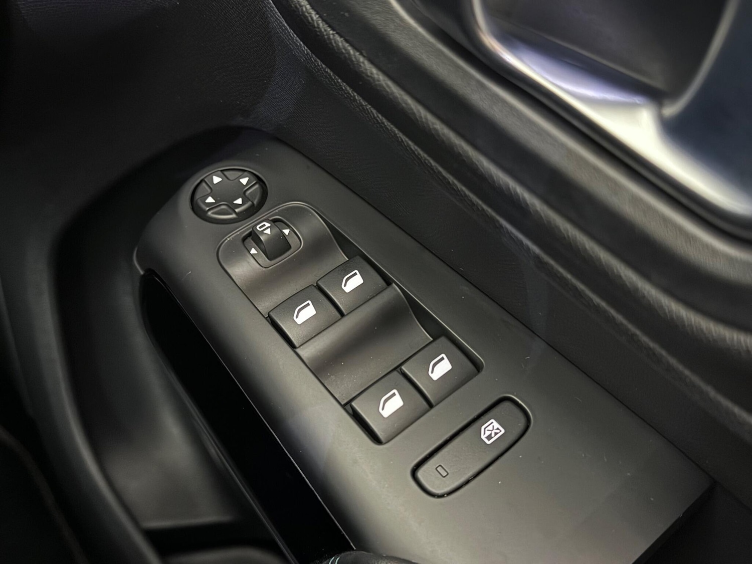 Used Citroen C5 Aircross 2023 for sale - 77217110: Photo 17