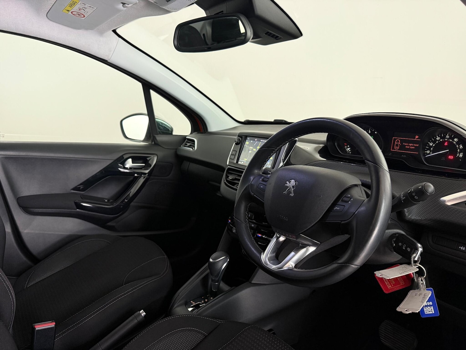 Used Peugeot 208 2018 for sale - 77216910: Photo 11