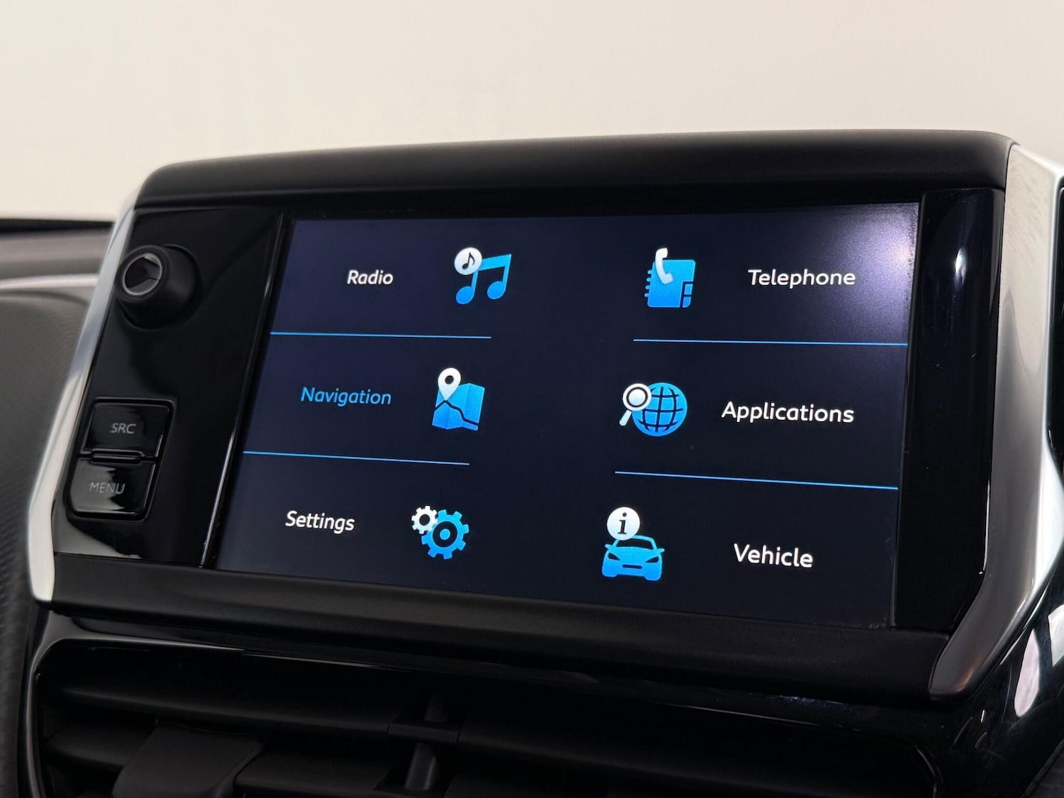 Used Peugeot 208 2018 for sale - 77216910: Photo 22