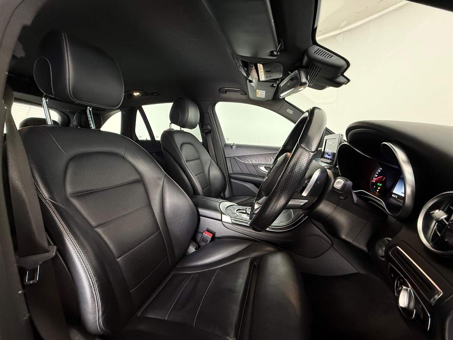 Used Mercedes-Benz GLC 2018 for sale - 77182687: Photo 12