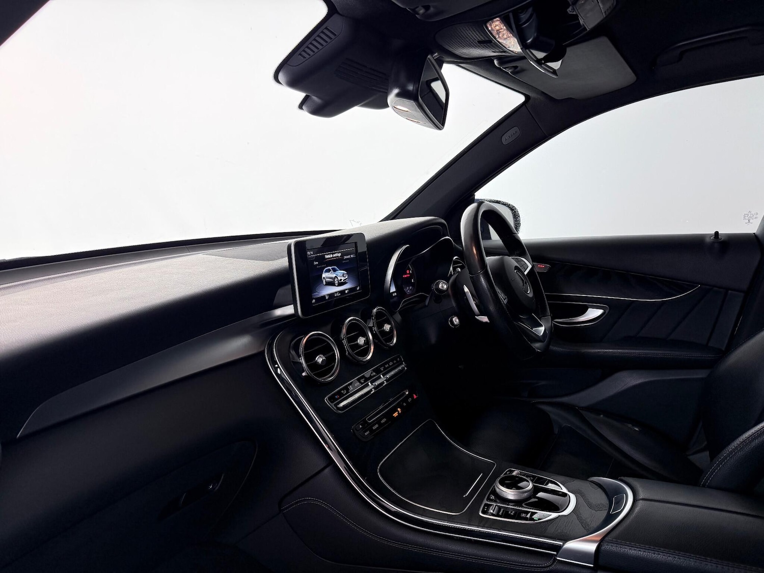 Used Mercedes-Benz GLC 2018 for sale - 77182687: Photo 13