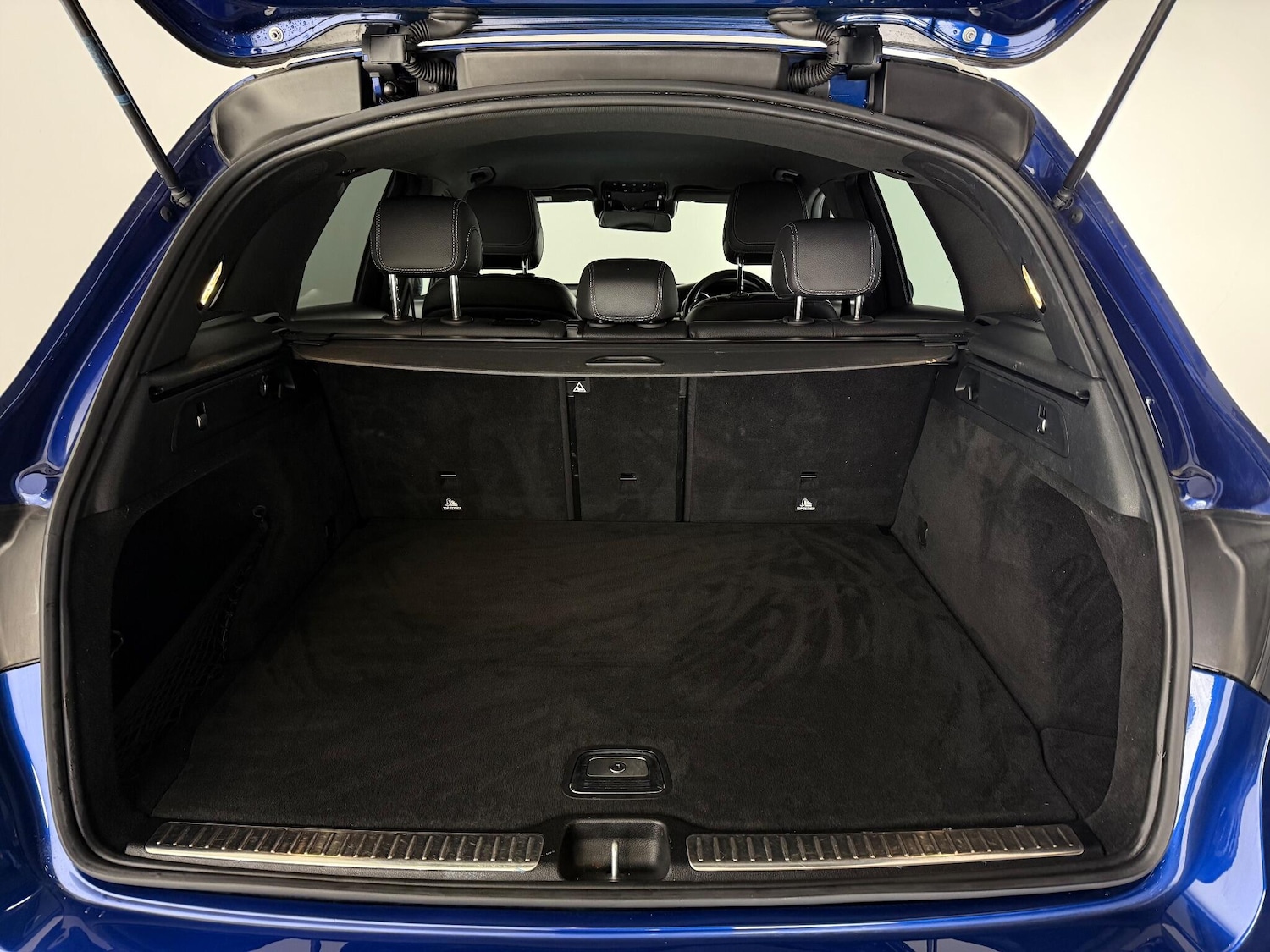 Used Mercedes-Benz GLC 2018 for sale - 77182687: Photo 9