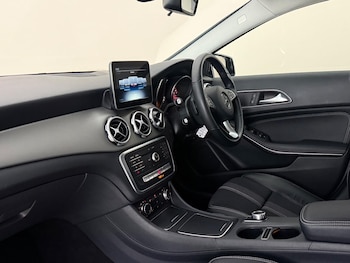 Used Mercedes-Benz GLA 2018 for sale - 78867070: Photo