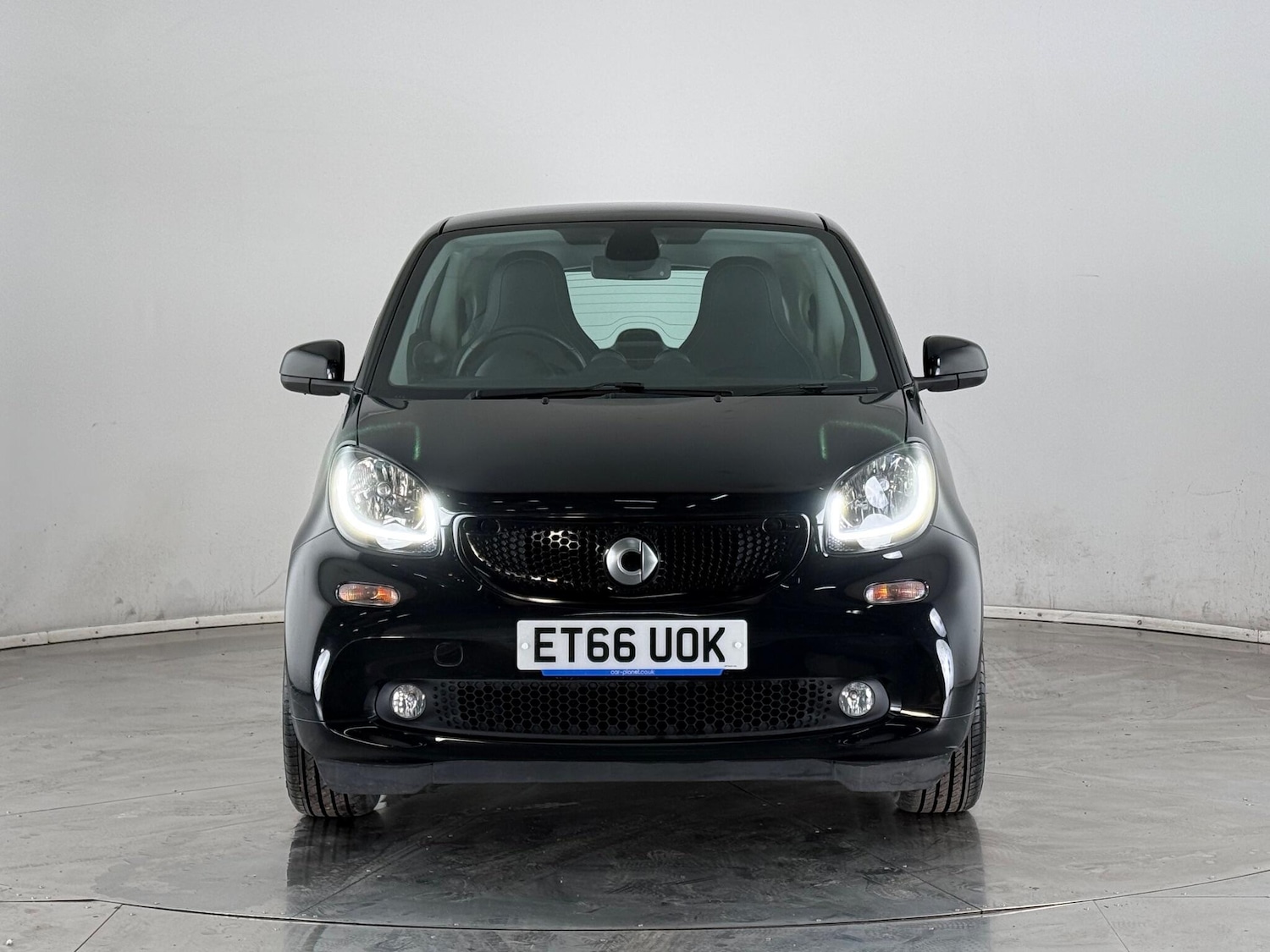 Used smart fortwo 2017 for sale - 77222629: Photo 2