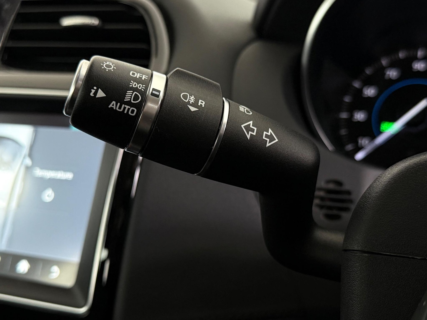 Used Jaguar XE 2018 for sale - 77182951: Photo 20