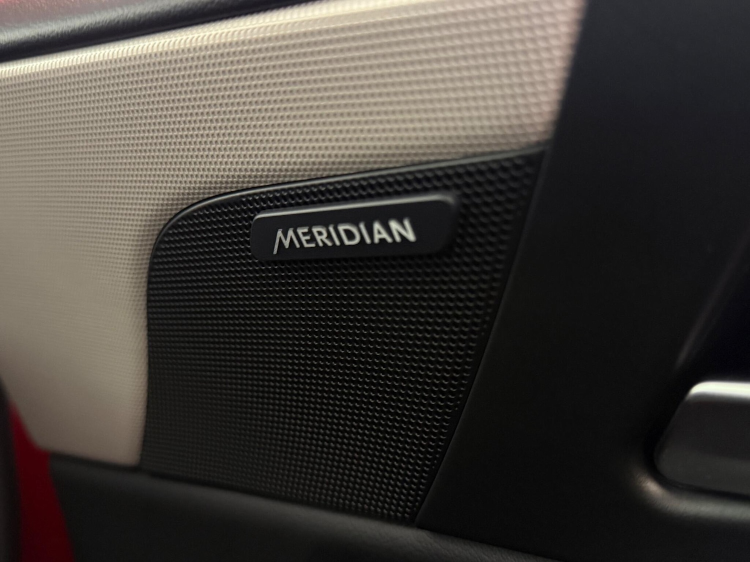 Used Jaguar XE 2018 for sale - 77182951: Photo 33