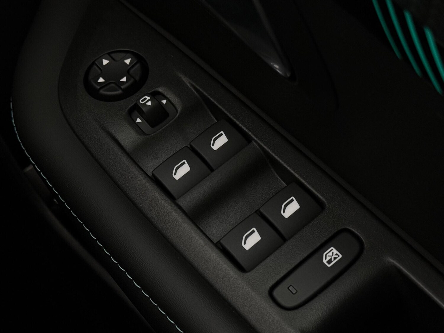 Used Peugeot 208 2023 for sale - 77575493: Photo 31