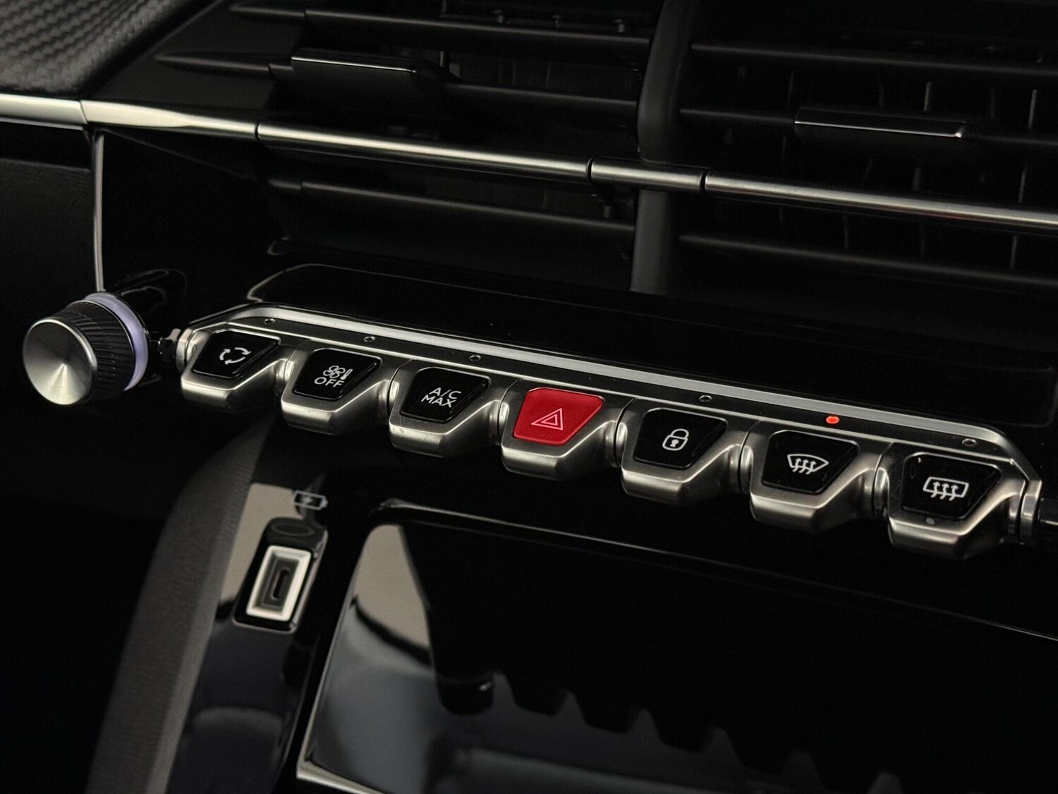 Used Peugeot 208 2023 for sale - 77575493: Photo 32