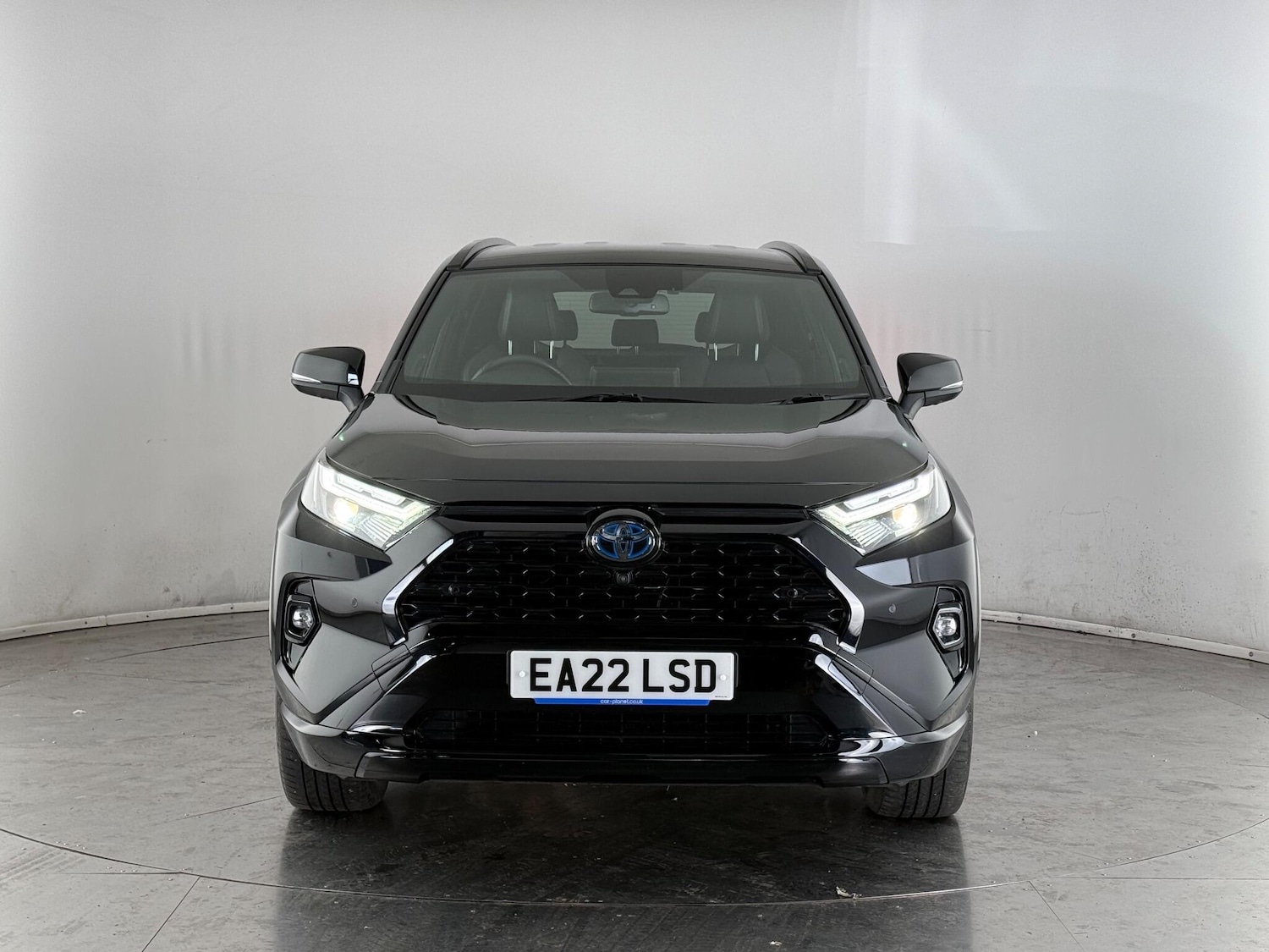 Used Toyota RAV4 2022 for sale - 77243572: Photo 2