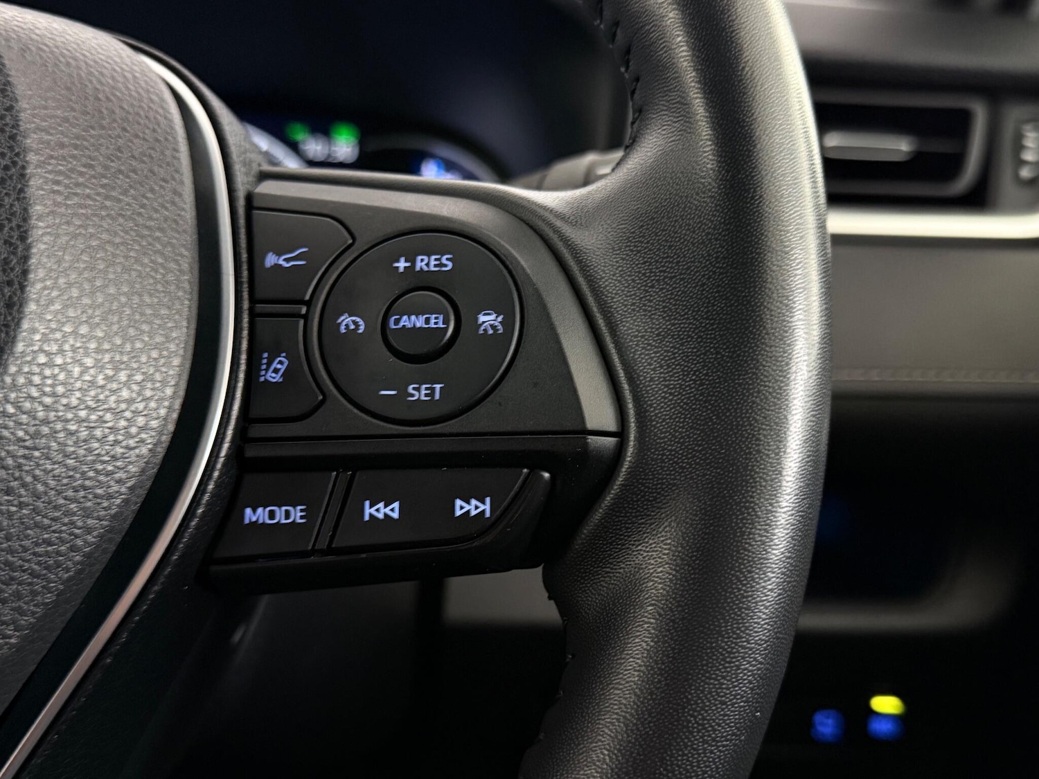 Used Toyota RAV4 2022 for sale - 77243572: Photo 21