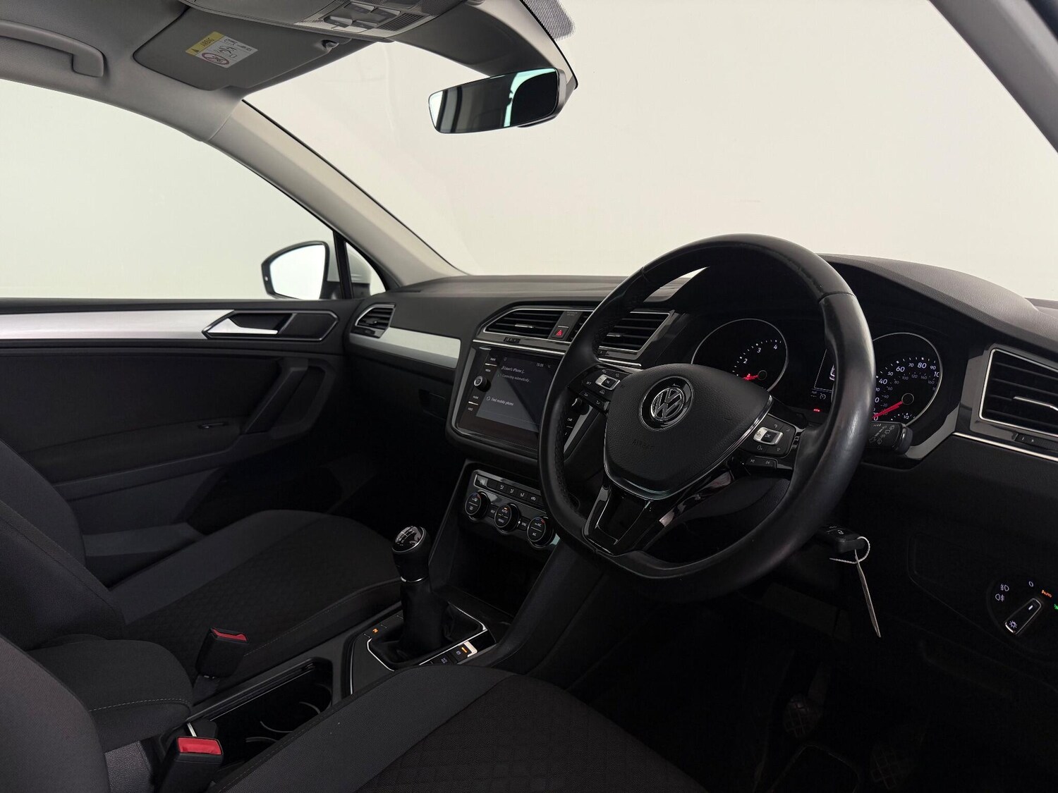 Used Volkswagen Tiguan 2017 for sale - 77525221: Photo 11