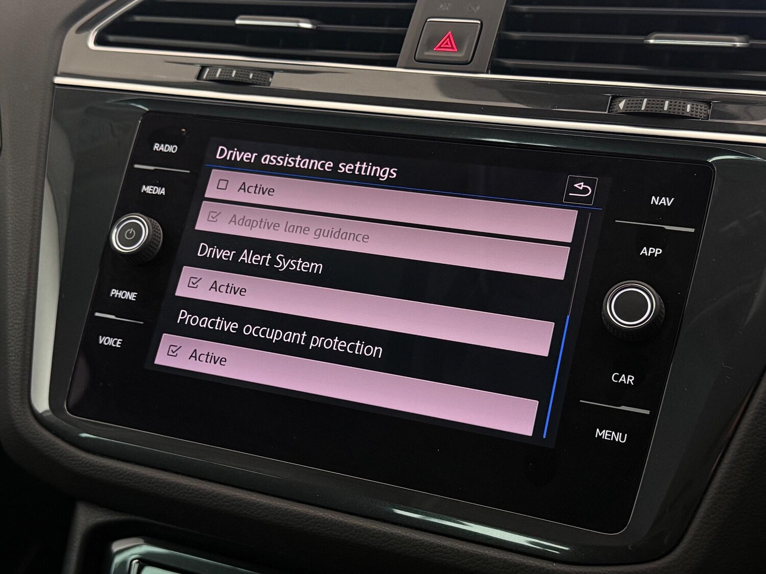 Used Volkswagen Tiguan 2017 for sale - 77525221: Photo 28