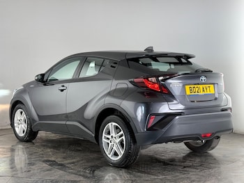 Used Toyota C-HR 2021 for sale - 77696946: Photo