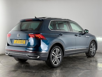 Used Volkswagen Tiguan 2023 for sale - 77909875: Photo